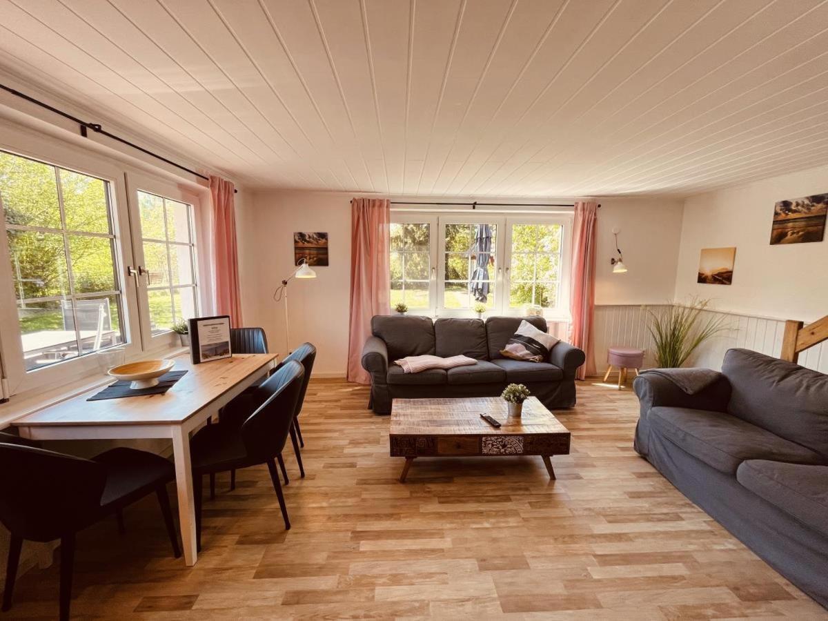 Ferienhaus Ilva In Born Villa ภายนอก รูปภาพ